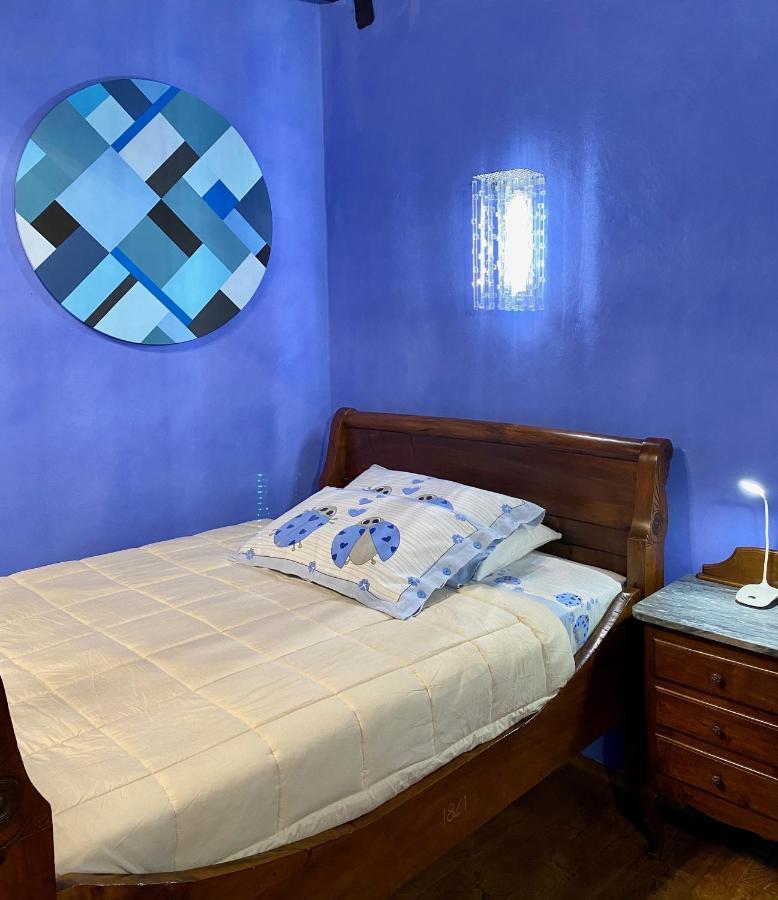 Blue Room Салуцо Екстериор снимка